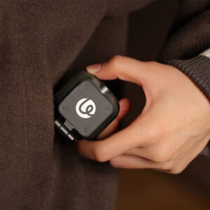 Ulanzi IN07 back view power button LED indicator