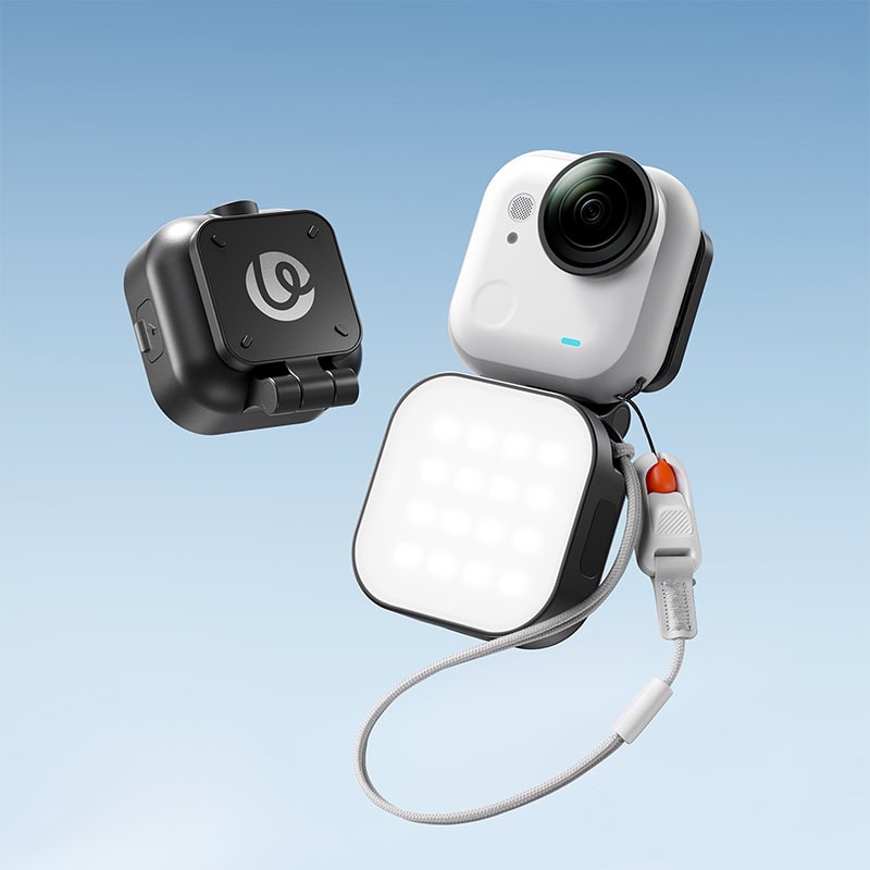 in07-gallery-30-1 Ulanzi IN07 warm skin tone natural daylight outdoor