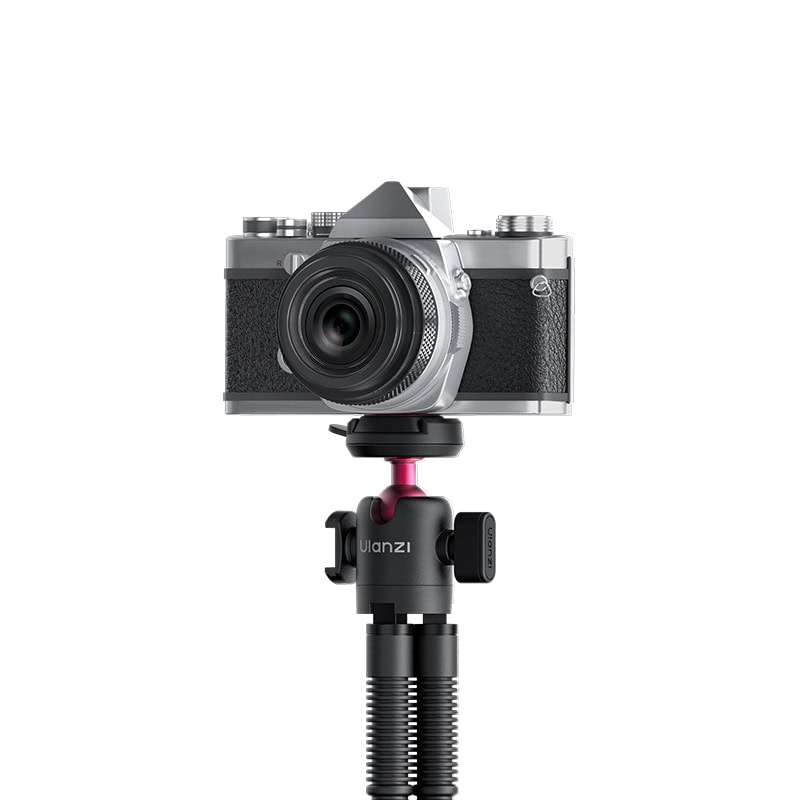 mt91-gallery-13-1 Ulanzi MT91 tripod wrapped fence outdoor location shoot