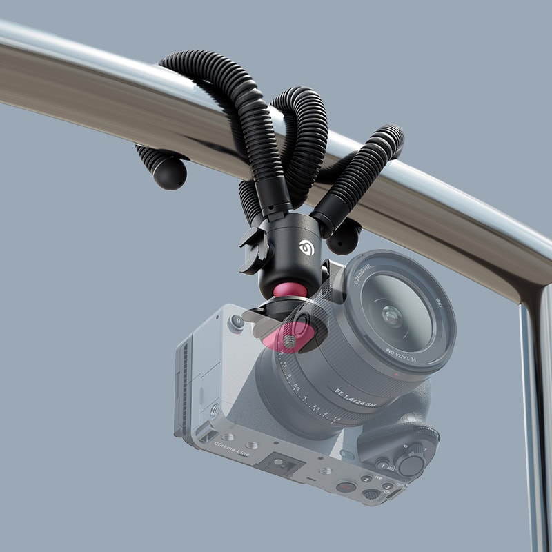 mt91-gallery-25-1 Ulanzi MT91 tripod with fill light and microphone setup